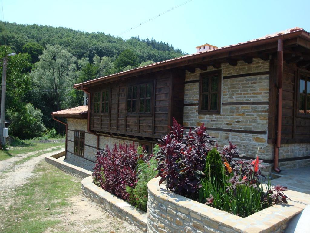 Voevodski Eco Complex Katunishte Exterior photo