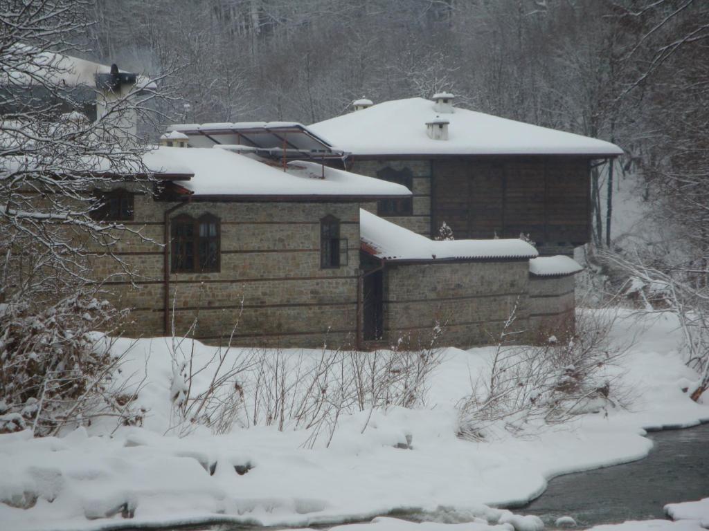 Voevodski Eco Complex Katunishte Exterior photo