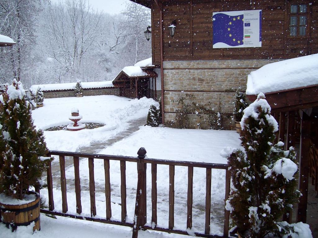 Voevodski Eco Complex Katunishte Exterior photo